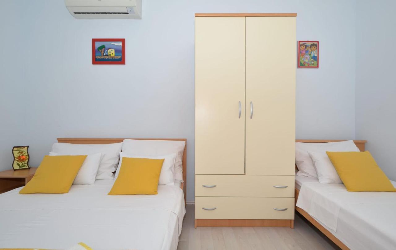 Apartments Santo Trogir - Okrug Gornji エクステリア 写真