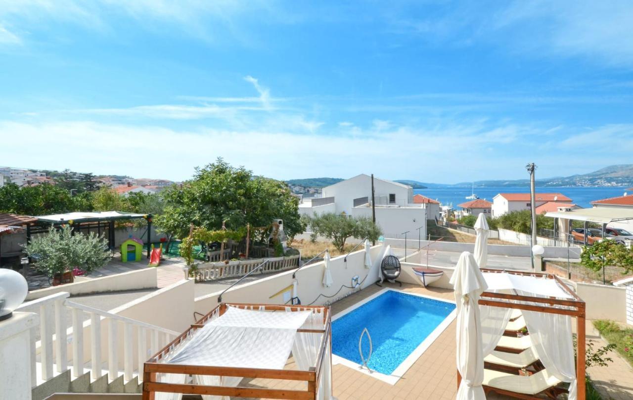 Apartments Santo Trogir - Okrug Gornji エクステリア 写真