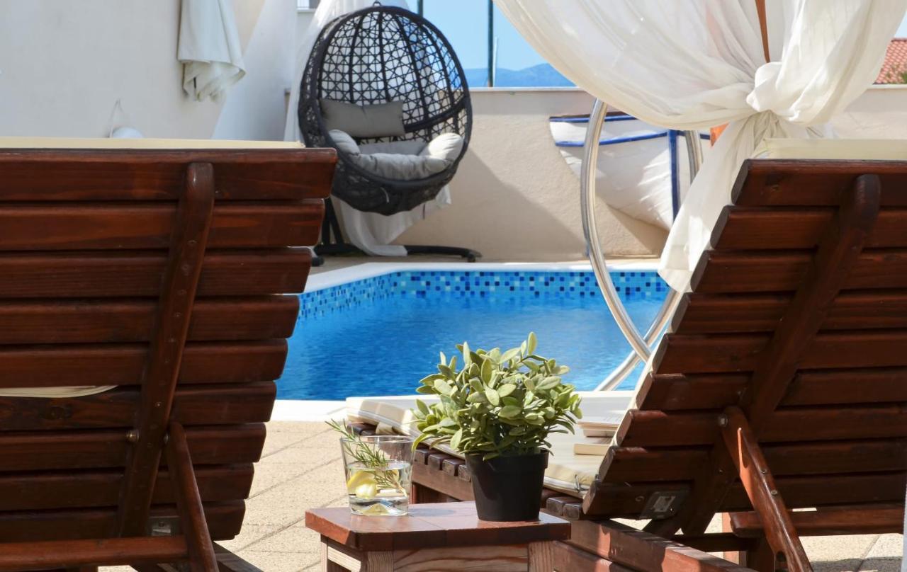 Apartments Santo Trogir - Okrug Gornji エクステリア 写真