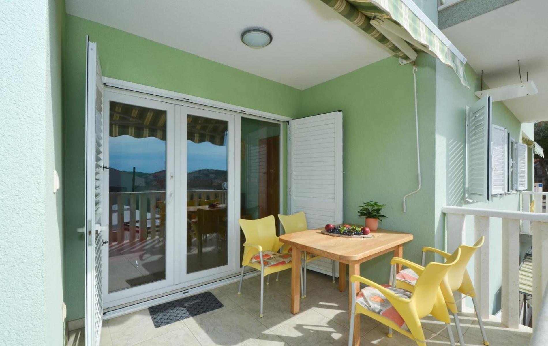 Apartments Santo Trogir - Okrug Gornji エクステリア 写真